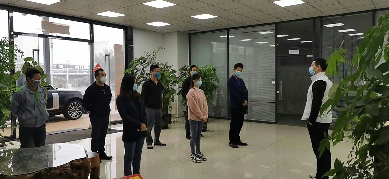 同心同行，共抗時艱！